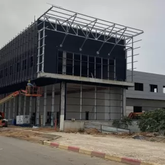 בניין משרדים ,כפר סבא
