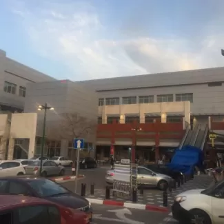מרכז מסחרי ,רחובות